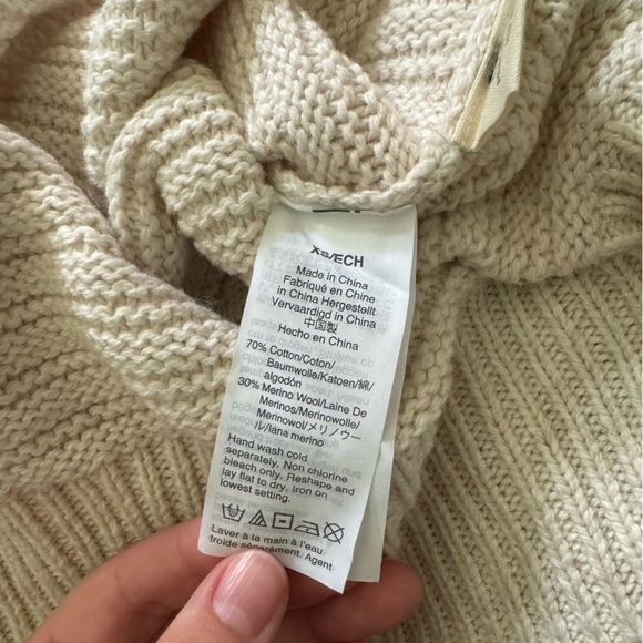 Madewell Ruffle-Neck Pullover Sweater in Cotton-Merino Yarn - Picture 9 of 9